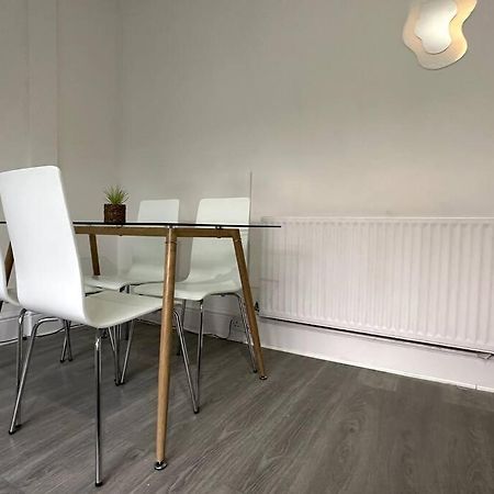 Spectacular 2 Bedroom On Tower Bridge London Kültér fotó