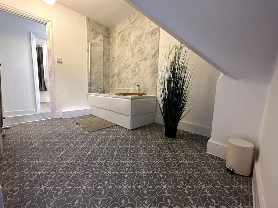 Spectacular 2 Bedroom On Tower Bridge London Kültér fotó